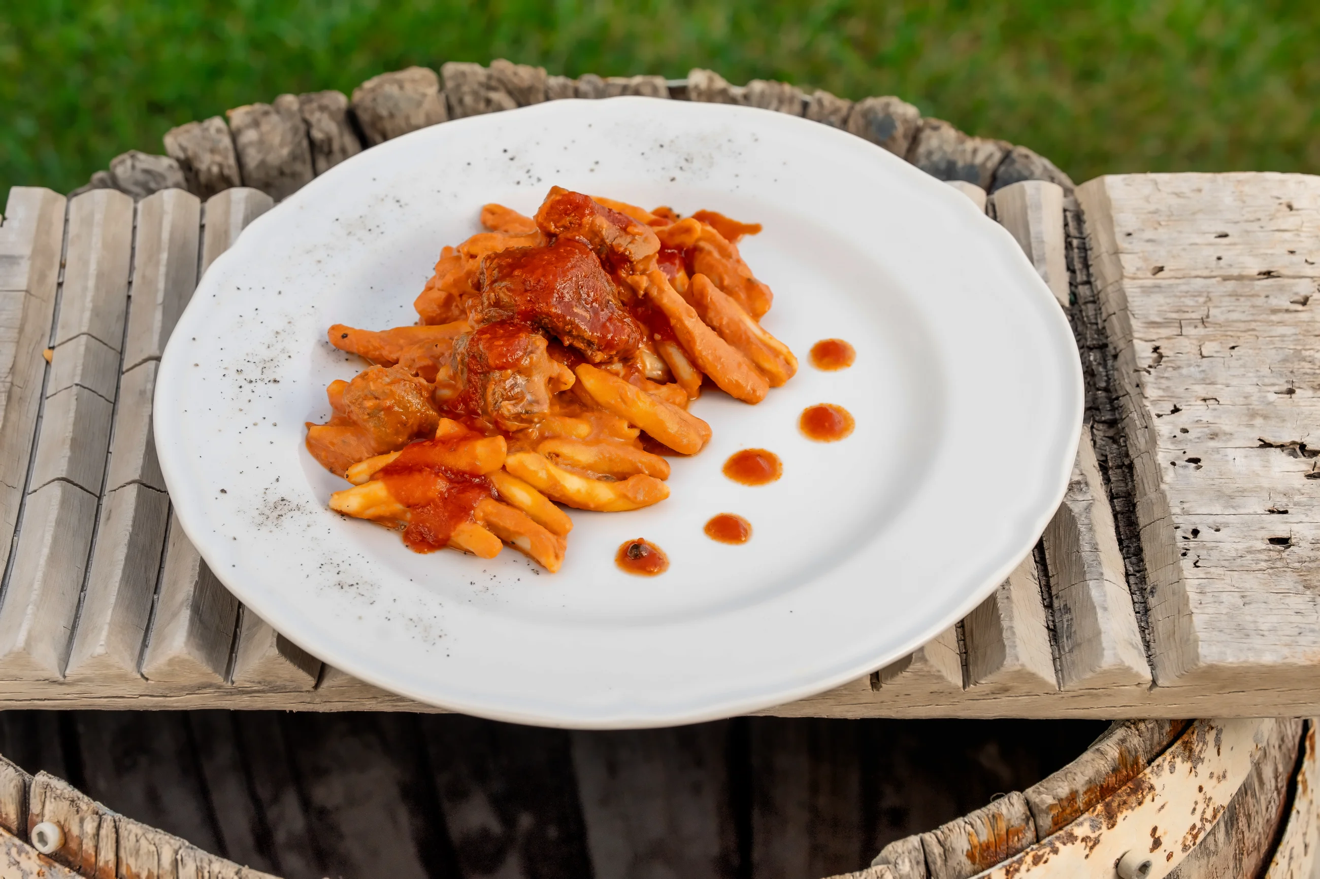 Minchiareddi con pezzetti di cavallo e ricotta forte*