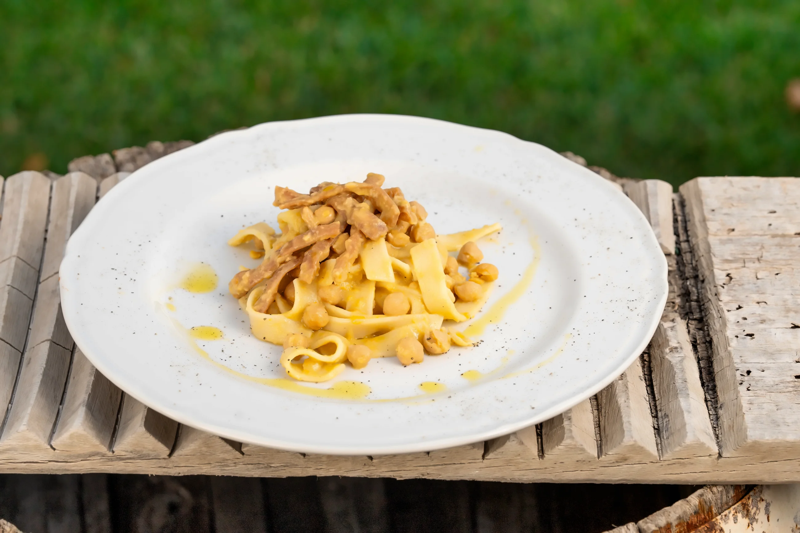 Ciciari e tria cu li frizzuli